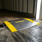 ADP-3042-3300 Guardian 30 x 42 Aluminum Dock Plate for 2 Height Differential - 3300 lb Capacity 7
