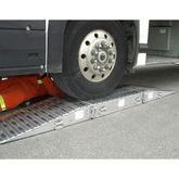 BUS-STANDS Portable Aluminum Bus Service Stands 2